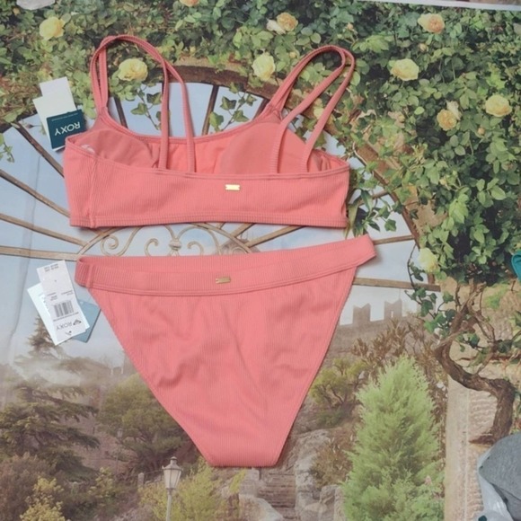 ROXY freedom coral bikini size large/XLg - Picture 4 of 4